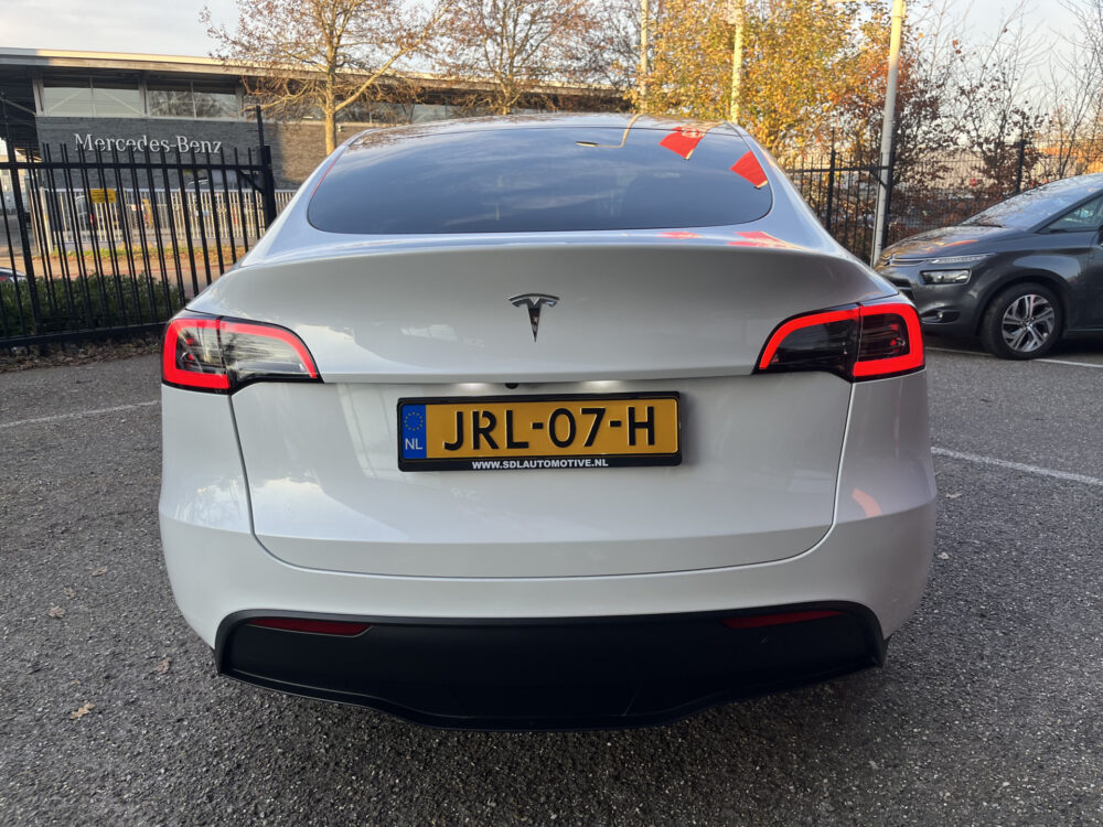 Tesla Model Y RWD 58 kWh 1STE EIGENAAR!! // PANODAK // NAVI // ADAPTIVE CRUISE // CLIMA // AUTOPILOT // 360 CAMERA // LEDEREN BEKLEDING // 4
