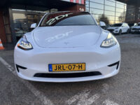 Tesla Model Y RWD 58 kWh 1STE EIGENAAR!! // PANODAK // NAVI // ADAPTIVE CRUISE // CLIMA // AUTOPILOT // 360 CAMERA // LEDEREN BEKLEDING // 45