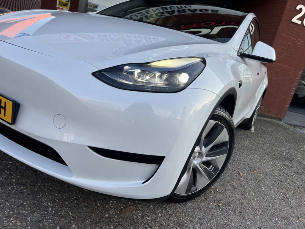 Tesla Model Y RWD 58 kWh 1STE EIGENAAR!! // PANODAK // NAVI // ADAPTIVE CRUISE // CLIMA // AUTOPILOT // 360 CAMERA // LEDEREN BEKLEDING // 9