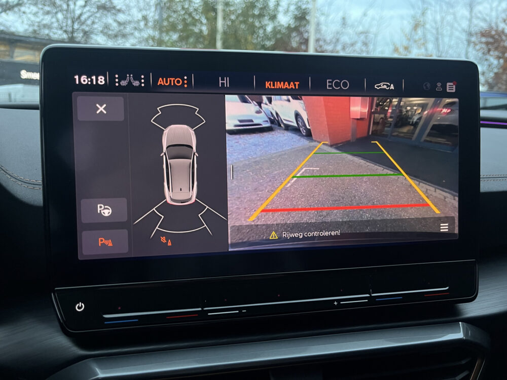 CUPRA Formentor 1.4 e-Hybrid Business // ADAPT. CRUISE // DODEHOEK // CAMERA // CLIMA // FULL LED // KEYLESS // SFEERVERLICHTING // 27