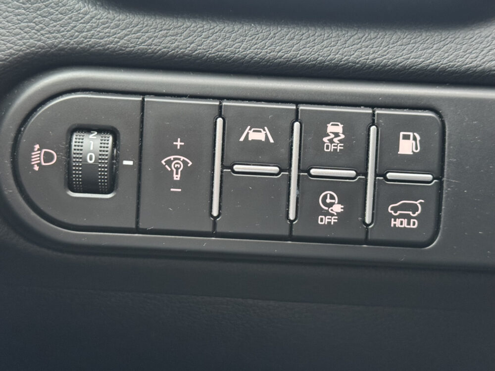 Kia Ceed Sportswagon 1.6 GDI PHEV DynamicPlusLine // FULL LED // KEYLESS // CAMERA+SENSOREN // STOEL+STUURVERWARMING // CARPLAY // 20