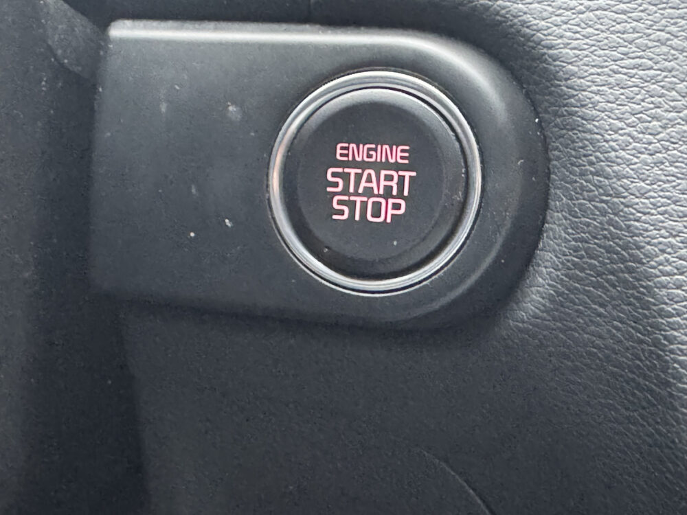 Kia Ceed Sportswagon 1.6 GDI PHEV DynamicPlusLine // FULL LED // KEYLESS // CAMERA+SENSOREN // STOEL+STUURVERWARMING // CARPLAY // 23