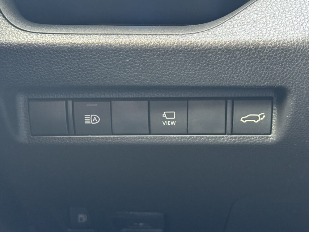 Toyota RAV4 2.5 Hybrid Black Edition // NAVI // ADAPTIVE CRUISE // CAMERA // STOELVERWARMING // ELK. BESTUURDERSSTOEL // 28