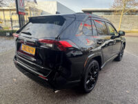 Toyota RAV4 2.5 Hybrid Black Edition // NAVI // ADAPTIVE CRUISE // CAMERA // STOELVERWARMING // ELK. BESTUURDERSSTOEL // 39