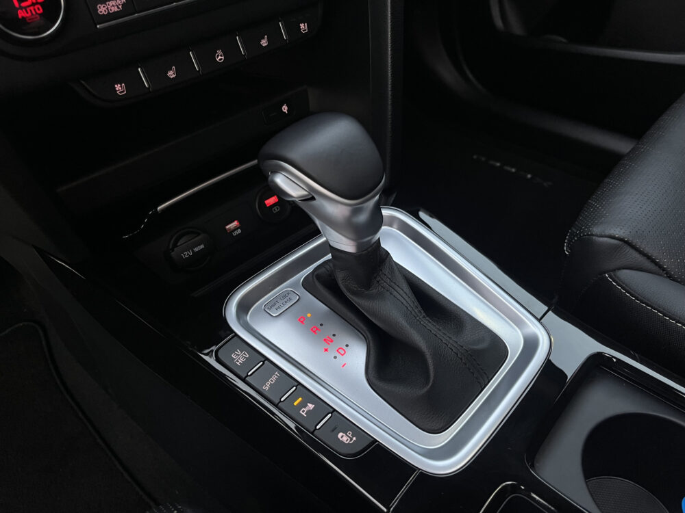 Kia Xceed 1.6 GDi PHEV ExecutiveLine // AFN. TREKHAAK // DODEHOEK // LEDER // ELEK.STOEL+GEHEUGEN // KEYLESS // STOELVERKOELING-WARMING // 22