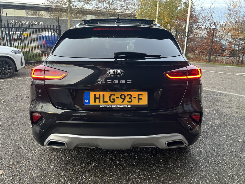 Kia Xceed 1.6 GDi PHEV ExecutiveLine // AFN. TREKHAAK // DODEHOEK // LEDER // ELEK.STOEL+GEHEUGEN // KEYLESS // STOELVERKOELING-WARMING // 4