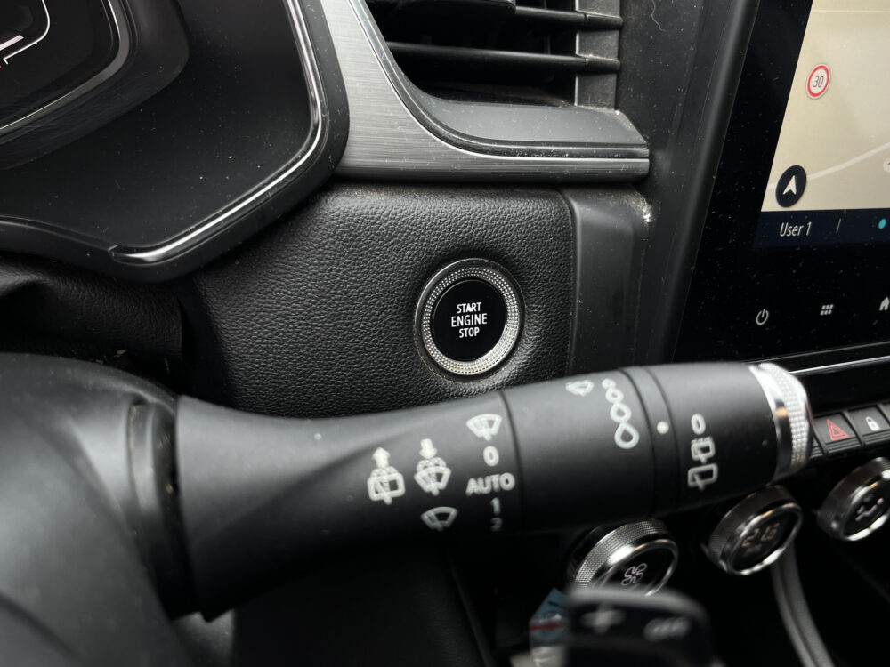 Renault Captur 1.3 TCe 130 Intens // FULL LED // KEYLESS // HALF LEDER // CRUISE // CAMERA+SENSOREN // NAVI+CARPLAY // 22