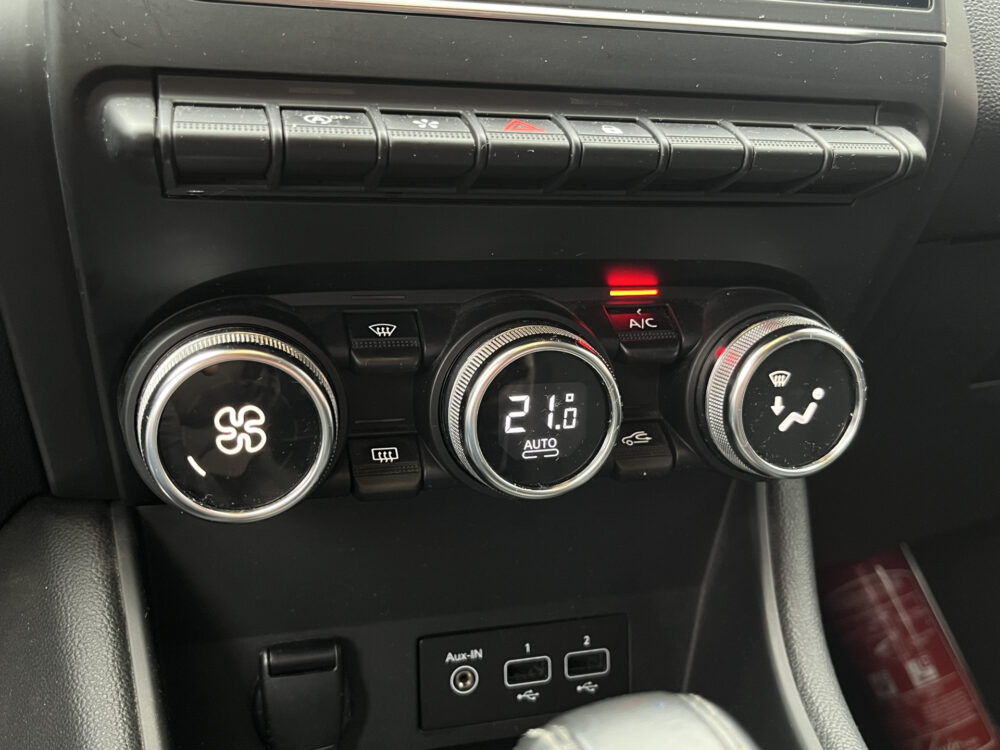 Renault Captur 1.3 TCe 130 Intens // FULL LED // KEYLESS // HALF LEDER // CRUISE // CAMERA+SENSOREN // NAVI+CARPLAY // 25