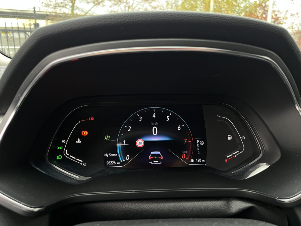 Renault Captur 1.3 TCe 130 Intens // FULL LED // KEYLESS // HALF LEDER // CRUISE // CAMERA+SENSOREN // NAVI+CARPLAY // 30