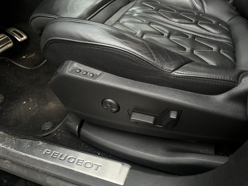 Peugeot 5008 1.2 PureTech GT-Line // SCHUIF-KANTELDAK // LEDER // ELEK. STOEL+GEHEUGEN // ADAPT. CRUISE // FULL LED // 360 CAMERA 17