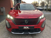 Peugeot 2008 1.2 PureTech 130 Allure // FULL LED // APPLE CARPLAY / ANDROID AUTO // KEYLESS // STOELVERWARMING // PDC V+A 36