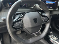 Peugeot 2008 1.2 PureTech 130 Allure // FULL LED // APPLE CARPLAY / ANDROID AUTO // KEYLESS // STOELVERWARMING // PDC V+A 38