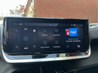 Peugeot 2008 1.2 PureTech 130 Allure // FULL LED // APPLE CARPLAY / ANDROID AUTO // KEYLESS // STOELVERWARMING // PDC V+A 47