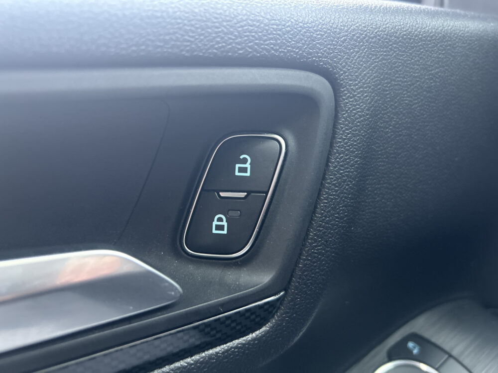 Ford Kuga 2.5 PHEV ST-Line X // FULL LED // PANO/SCHUIFKANTELDAK // NAVI + CARPLAY // 360 CAMERA // B&O AUDIO 22