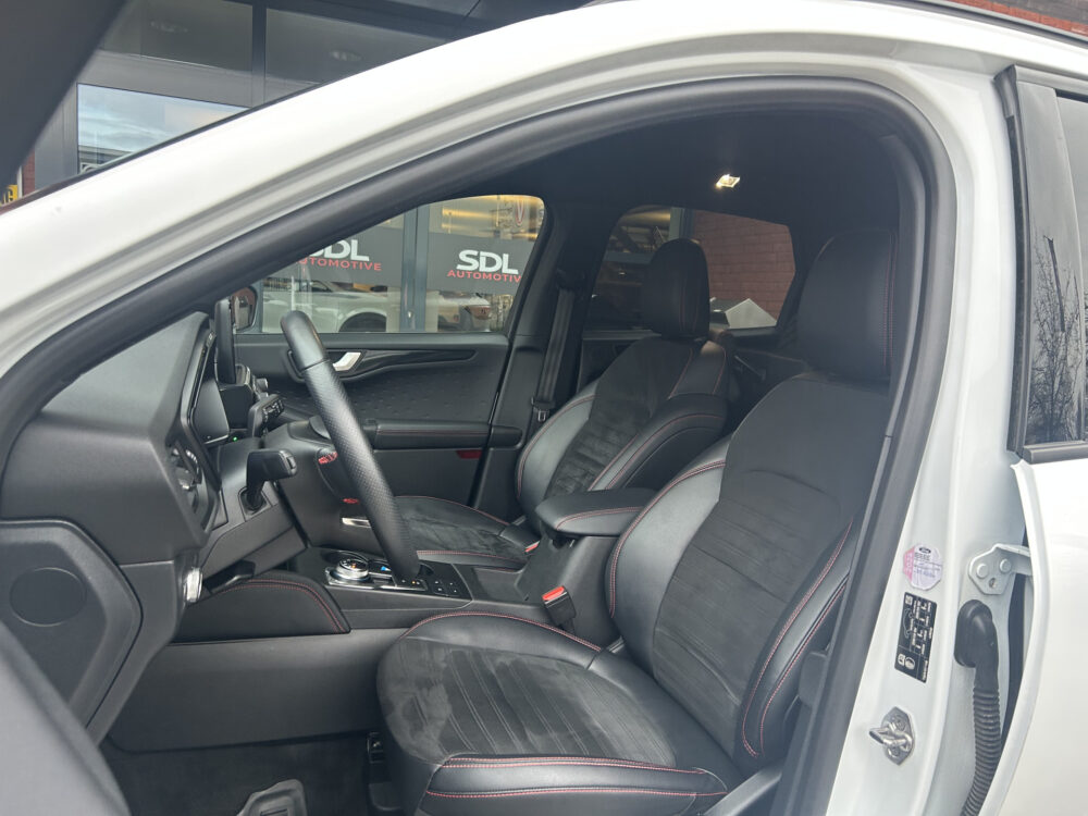 Ford Kuga 2.5 PHEV ST-Line X // FULL LED // NAVI + CARPLAY // CAMERA // B&O AUDIO // WINTERPACK // HUD 8