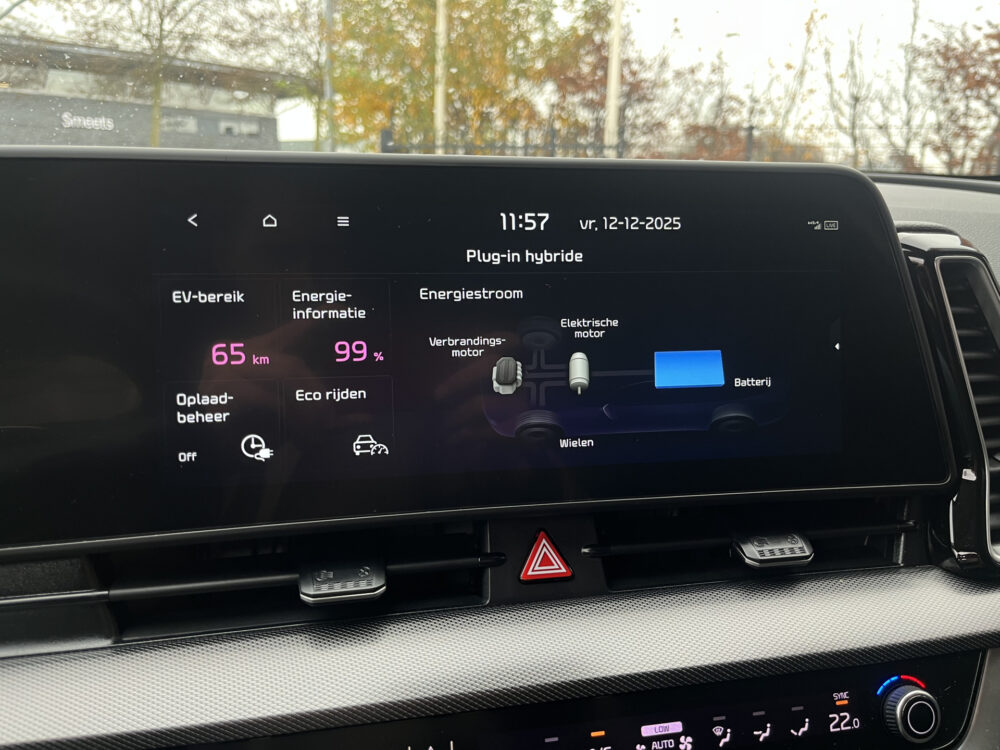 Kia Sportage 1.6 T-GDi Plug-in Hybrid AWD DynamicPlusLine ADAPT. CRUISE // CAMERA+SENSOREN // NAVI+CARPLAY // STUUR+STOELVERWARMING // 33