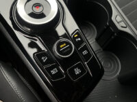 Kia Sportage 1.6 T-GDi Plug-in Hybrid AWD DynamicPlusLine ADAPT. CRUISE // CAMERA+SENSOREN // NAVI+CARPLAY // STUUR+STOELVERWARMING // 65