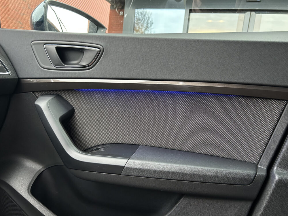 SEAT Ateca 1.4 EcoTSI Xcellence // FULL LED // NAVI // CAMERA // KEYLESS // PDC // CRUISE // TREKHAAK!! 21