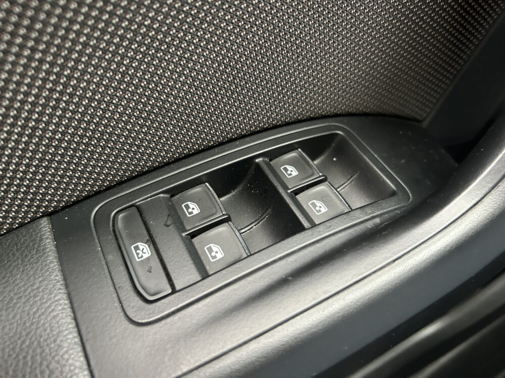 SEAT Ateca 1.4 EcoTSI Xcellence // FULL LED // NAVI // CAMERA // KEYLESS // PDC // CRUISE // TREKHAAK!! 22