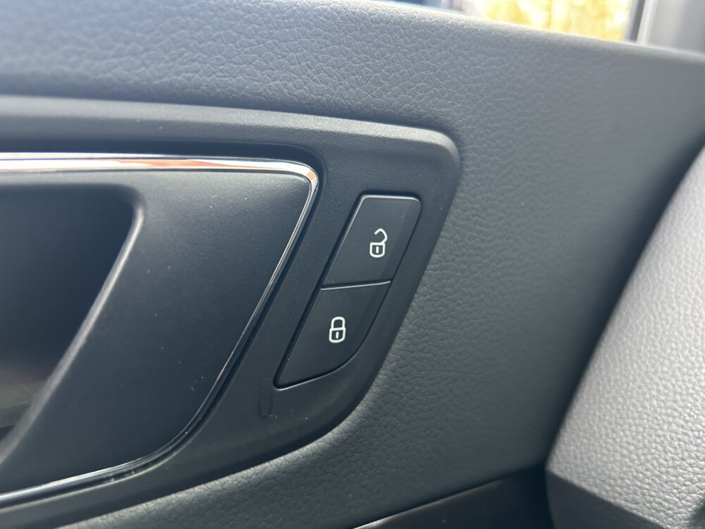 SEAT Ateca 1.4 EcoTSI Xcellence // FULL LED // NAVI // CAMERA // KEYLESS // PDC // CRUISE // TREKHAAK!! 24