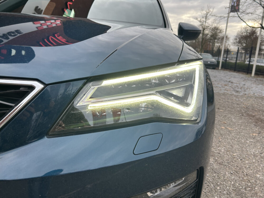 SEAT Ateca 1.4 EcoTSI Xcellence // FULL LED // NAVI // CAMERA // KEYLESS // PDC // CRUISE // TREKHAAK!! 26