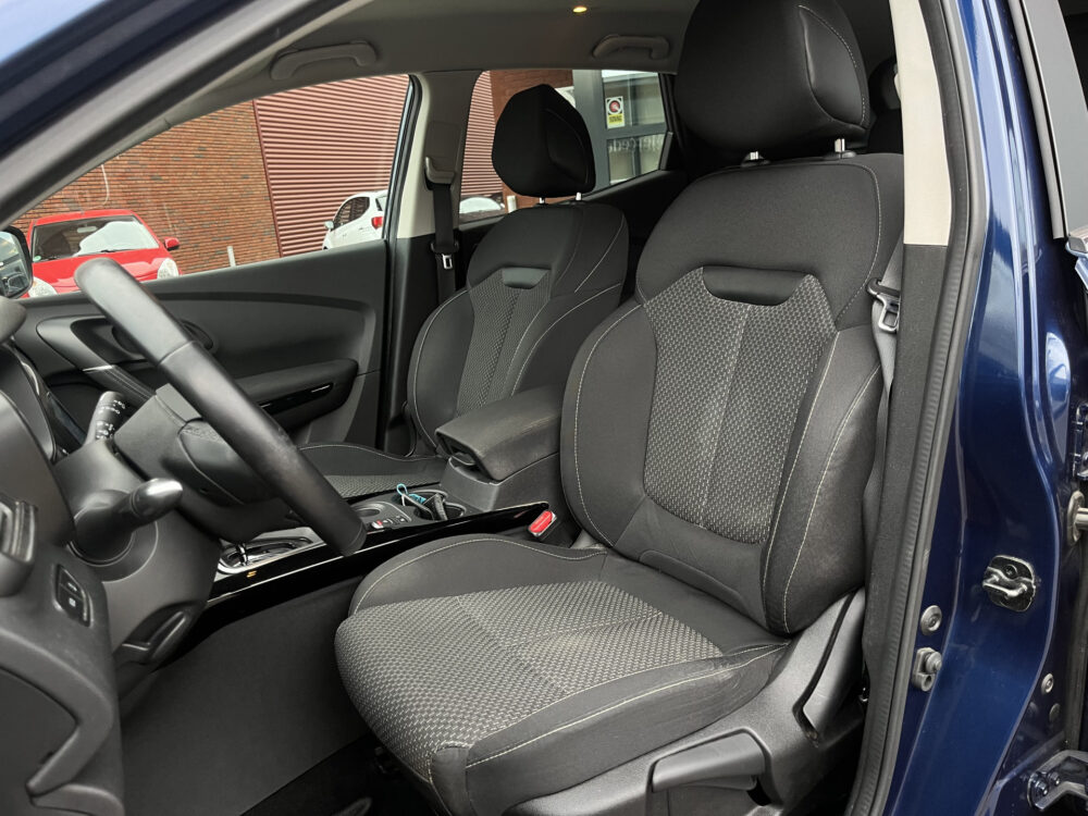 Renault Kadjar 1.3 TCe Limited // DODEHOEK // LED // KEYLESS // NAVI // CRUISE // CAMERA+SENSOREN // CLIMA // 16