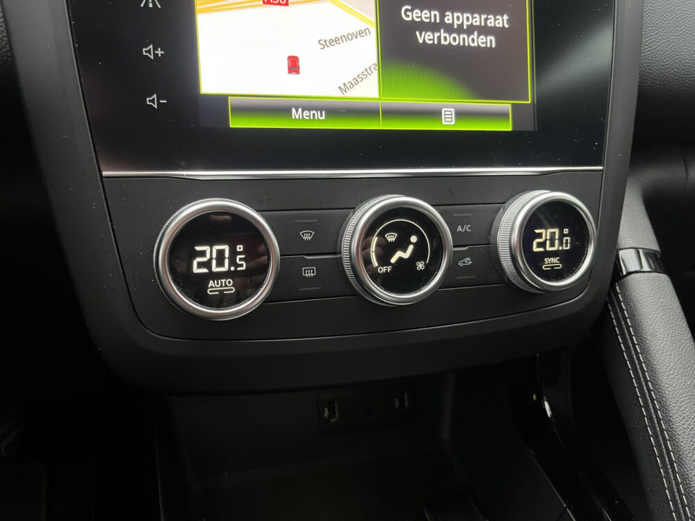 Renault Kadjar 1.3 TCe Limited // DODEHOEK // LED // KEYLESS // NAVI // CRUISE // CAMERA+SENSOREN // CLIMA // 28