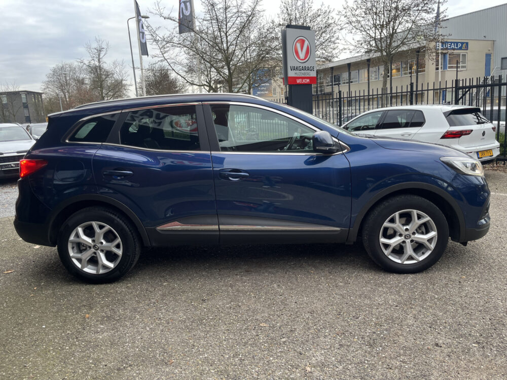 Renault Kadjar 1.3 TCe Limited // DODEHOEK // LED // KEYLESS // NAVI // CRUISE // CAMERA+SENSOREN // CLIMA // 6