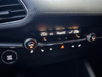 Mazda 3 2.0 e-SkyActiv-X M Hybrid 180 Luxury // 360 CAMERA // LEDER // ELEK.STOEL+GEHEUGEN // HEAD-UP DISPLAY // DODEHOEK // FULL LED // 52