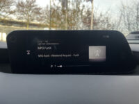 Mazda 3 2.0 e-SkyActiv-X M Hybrid 180 Luxury // 360 CAMERA // LEDER // ELEK.STOEL+GEHEUGEN // HEAD-UP DISPLAY // DODEHOEK // FULL LED // 76