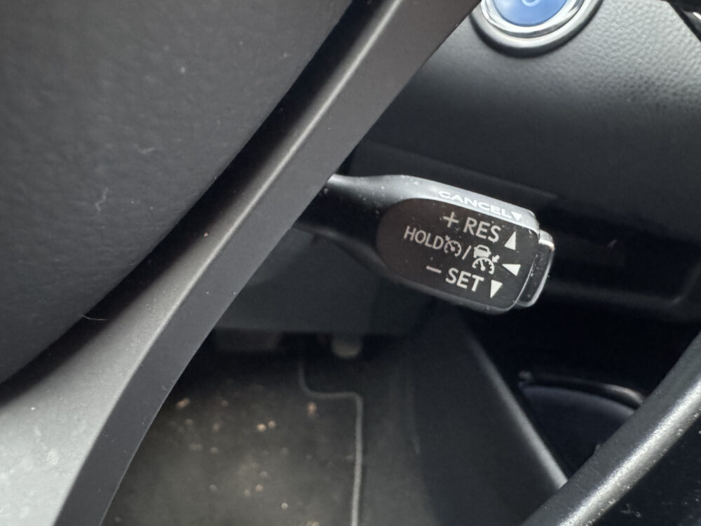 Toyota C-HR 1.8 Hybrid Style Ultimate // LED PAKKET // NAVI // CAMERA // CLIMA // ADAPTIVE CRUISE // STOEL + STUUR VERWARMING // 12