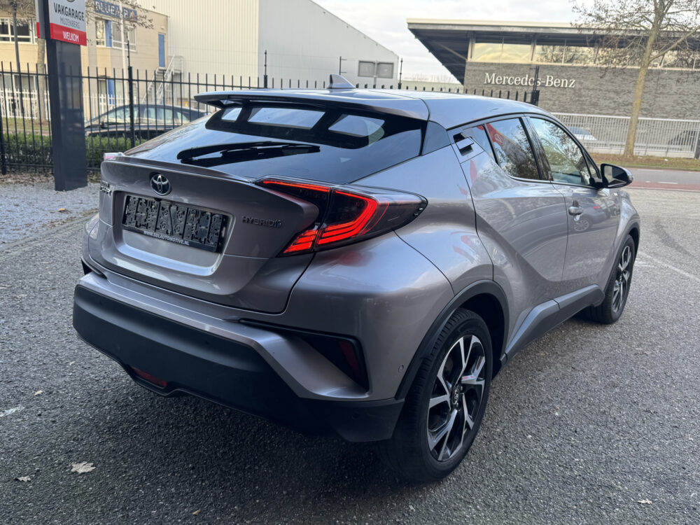 Toyota C-HR 1.8 Hybrid Style Ultimate // LED PAKKET // NAVI // CAMERA // CLIMA // ADAPTIVE CRUISE // STOEL + STUUR VERWARMING // 4