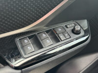 Toyota C-HR 1.8 Hybrid Style Ultimate // LED PAKKET // NAVI // CAMERA // CLIMA // ADAPTIVE CRUISE // STOEL + STUUR VERWARMING // 55