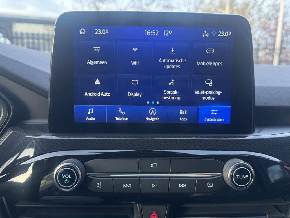 Ford Kuga 2.5 Hybrid ST-Line // NAVI // CAMERA // CLIMA // ADAPTIVE CRUISE // PDC V + A // DODENHOEK SENSOR // 16