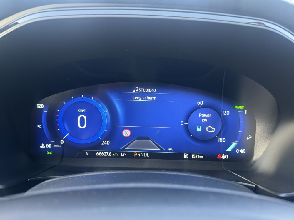 Ford Kuga 2.5 Hybrid ST-Line // NAVI // CAMERA // CLIMA // ADAPTIVE CRUISE // PDC V + A // DODENHOEK SENSOR // 20