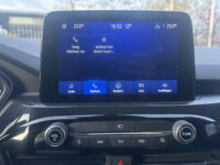 Ford Kuga 2.5 Hybrid ST-Line // NAVI // CAMERA // CLIMA // ADAPTIVE CRUISE // PDC V + A // DODENHOEK SENSOR // 50