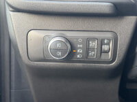 Ford Kuga 2.5 Hybrid ST-Line // NAVI // CAMERA // CLIMA // ADAPTIVE CRUISE // PDC V + A // DODENHOEK SENSOR // 53