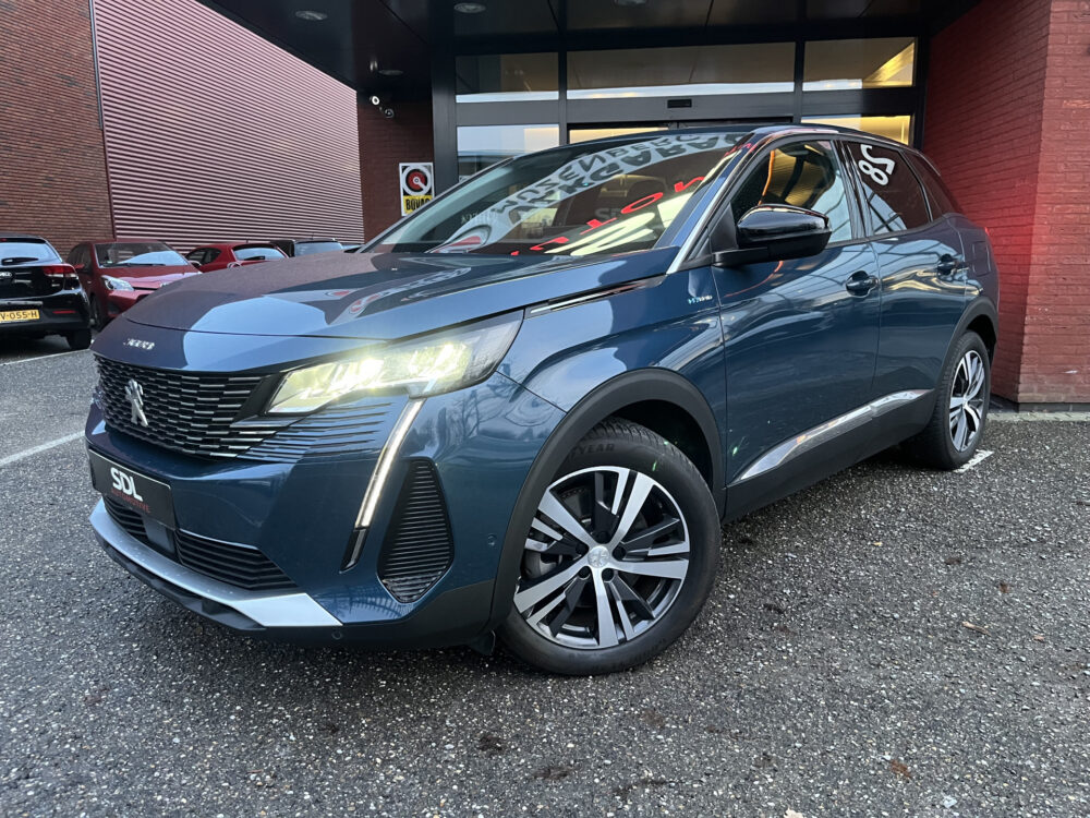 Peugeot 3008 1.6 HYbrid 225 Allure // FULL LED // HALF LEDER // DODEHOEK // CAMERA // STOELVERWARMING // NAVI+CARPLAY // 1