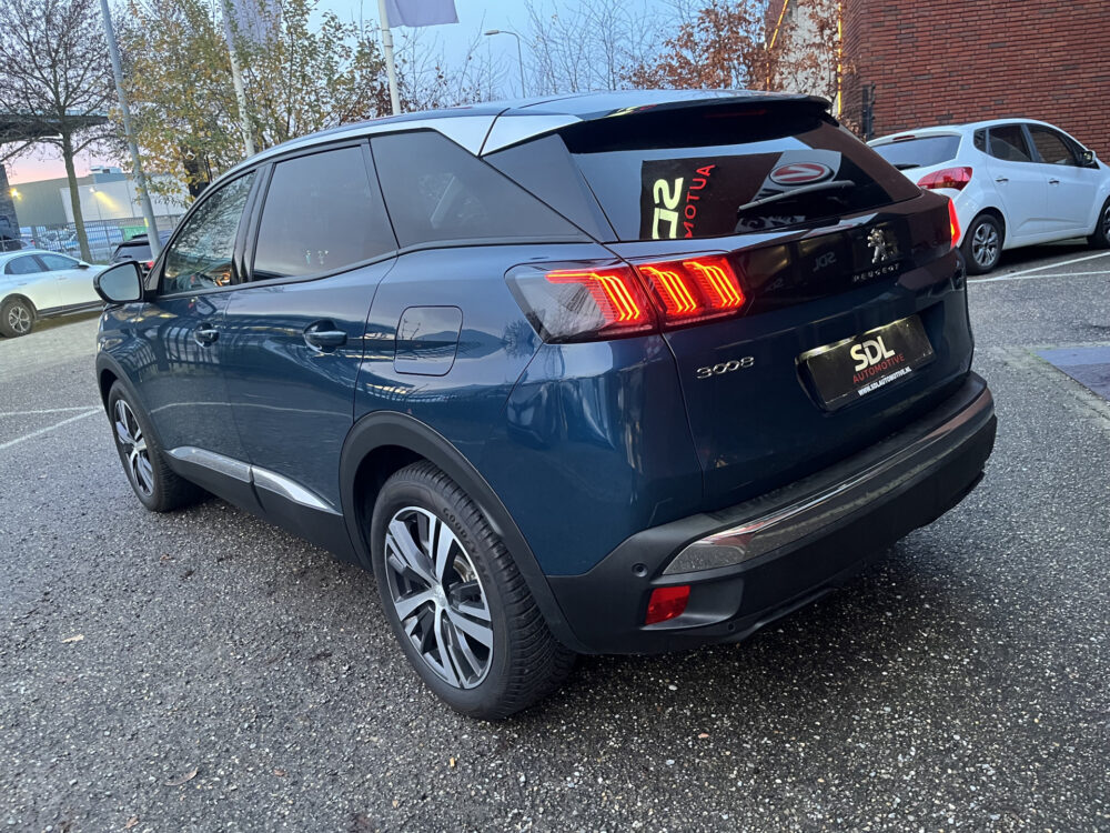 Peugeot 3008 1.6 HYbrid 225 Allure // FULL LED // HALF LEDER // DODEHOEK // CAMERA // STOELVERWARMING // NAVI+CARPLAY // 3