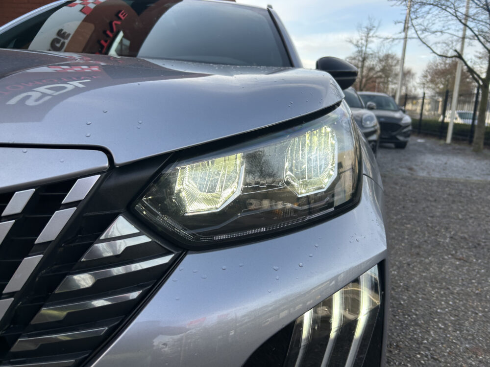 Peugeot 2008 1.2 PureTech 130 Allure // FULL LED // ADAPTIV. CRUISE // DODEHOEKDETECTIE // NAVI + CARPLAY // VOOR + ACHTER CAMERA 23