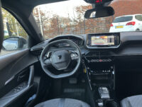 Peugeot 2008 1.2 PureTech 130 Allure // FULL LED // ADAPTIV. CRUISE // DODEHOEKDETECTIE // NAVI + CARPLAY // VOOR + ACHTER CAMERA 39