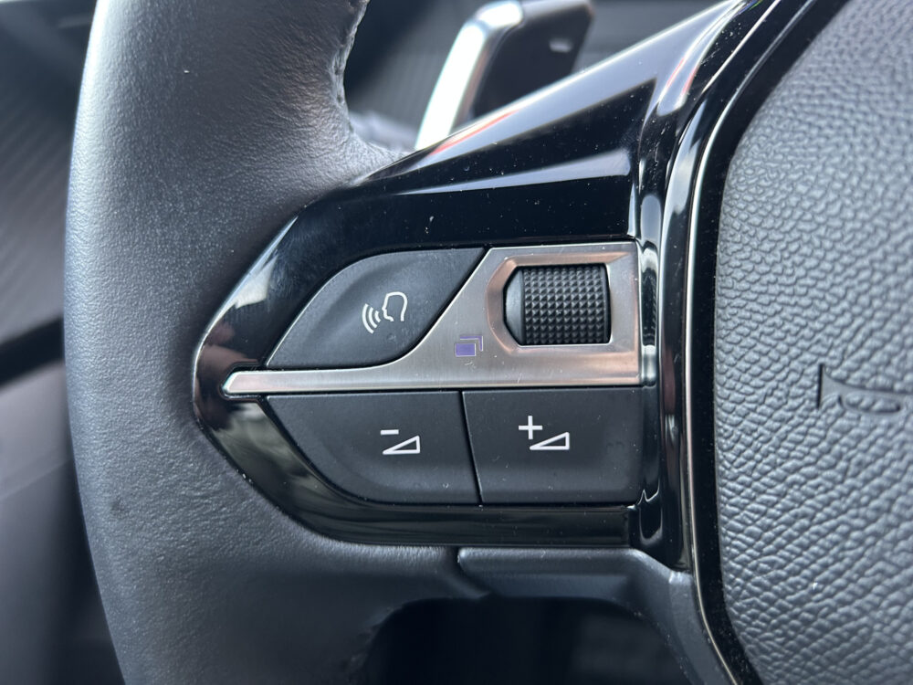 Peugeot 2008 1.2 PureTech 130 Allure // FULL LED // ADAPTIV. CRUISE // DODEHOEKDETECTIE // NAVI + CARPLAY // VOOR + ACHTER CAMERA 9