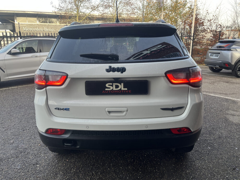 Jeep Compass 4xe 240 Plug-in Hybrid Electric Trailhawk // LED // KEYLESS // CAMERA+SENSOREN // LEDER // NAVI+CARPLAY // 4