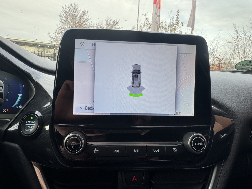 Ford Puma 1.0 EcoBoost ST-Line // NAVI // PDC // STOELVERWARMING // CRUISE // ELEK. ACHTERKLEP // 17