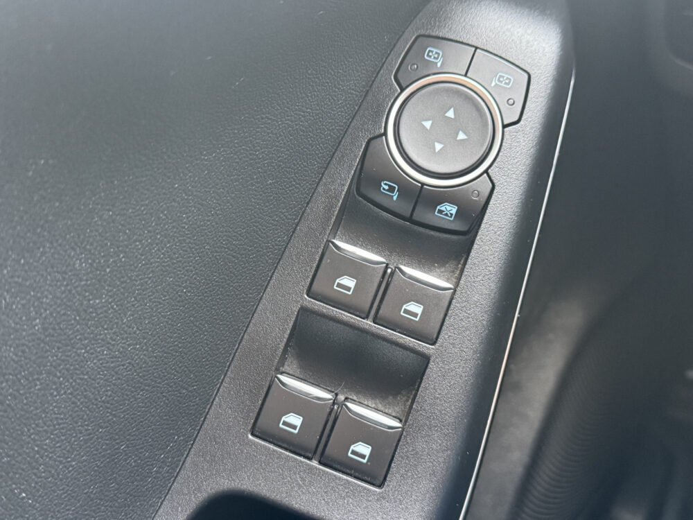 Ford Puma 1.0 EcoBoost ST-Line // NAVI // PDC // STOELVERWARMING // CRUISE // ELEK. ACHTERKLEP // 26