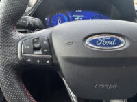 Ford Puma 1.0 EcoBoost ST-Line // NAVI // PDC // STOELVERWARMING // CRUISE // ELEK. ACHTERKLEP // 43