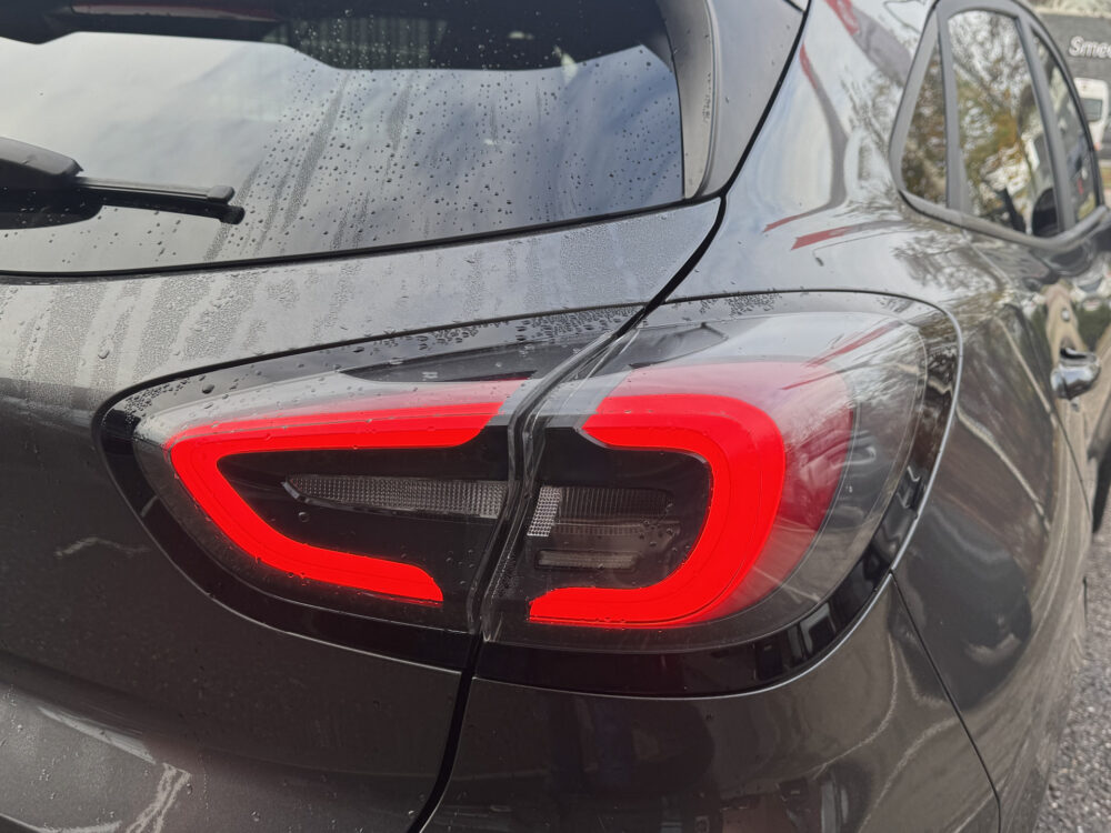 Ford Puma 1.0 EcoBoost ST-Line // NAVI // PDC // STOELVERWARMING // CRUISE // ELEK. ACHTERKLEP // 7