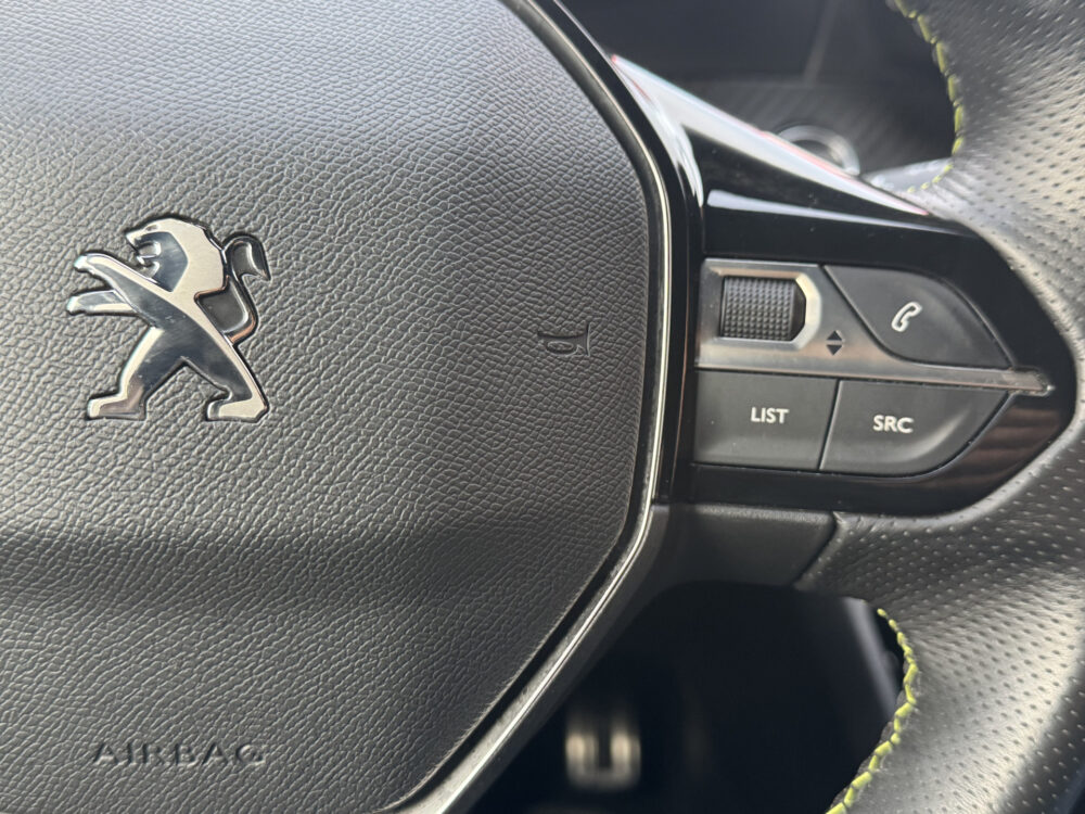 Peugeot 2008 1.2 PureTech GT-Line // NAVI // CAMERA // CLIMA // CRUISE // LED KOPLAMPEN // 14