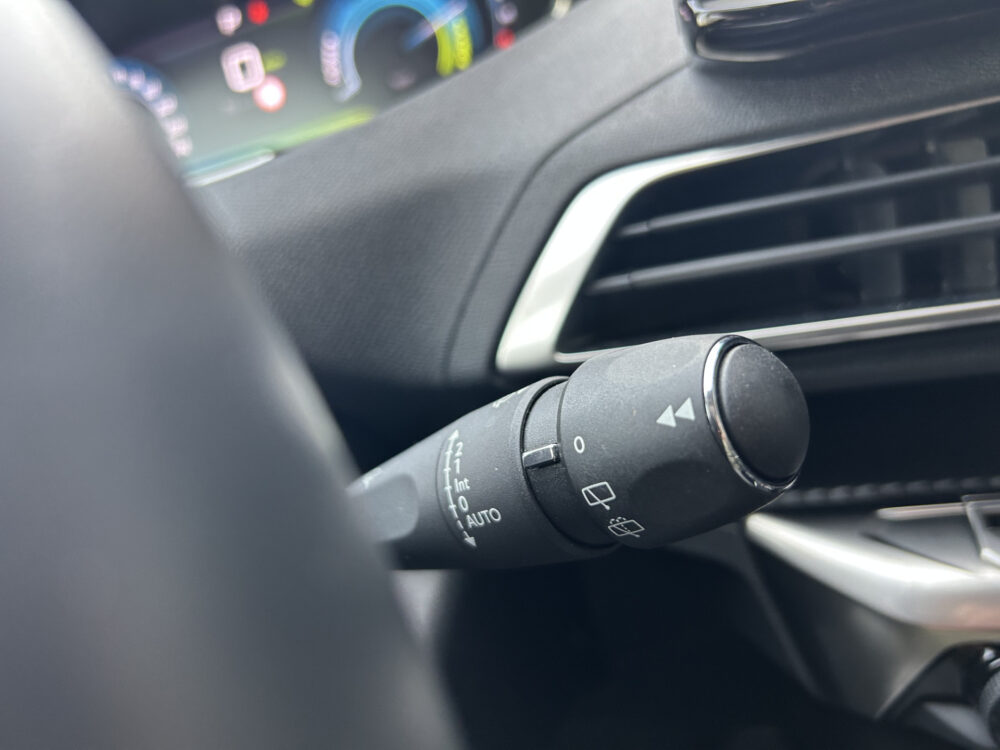 Peugeot 3008 1.6 HYbrid 225 Allure // FULL LED // NAVI + CARPLAY // KEYLESS // DODEHOEKDETECTIE // CAMERA 13