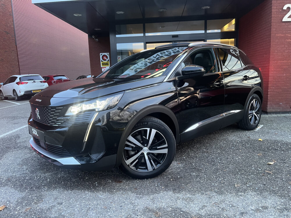 Peugeot 3008 1.6 HYbrid 225 GT // DODEHOEK // SCHUIF-KANTELDAK // ADAPTIV. CRUISE // ELEK. ACHTERKLEP // NAVI+CARPLAY // KEYLESS // 1